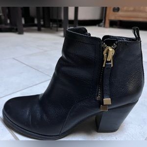 Franco Sarto Women's Diana Ankle Boot, Black Textured Leather